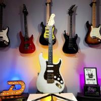 Guitarra Music Maker Stk Stratocaster Branca - Usada comprar usado  Brasil 
