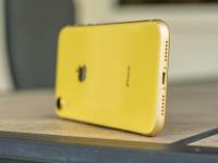 iPhone XR Apple 128gb Ios 4g Tela 6.1'' - Amarelo comprar usado  Brasil 