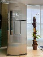 Refrigerador Brastemp Ative! 2 Portas Frost Free Smart Door. comprar usado  Brasil 