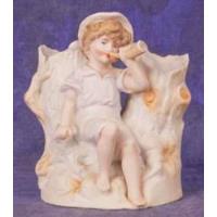 Estatueta Em Porcelana  Criança Sobre Tronco De Árvore, usado comprar usado  Brasil 
