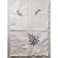 Toalha De Bandeja Branco Com Desenho De Flores 41x30cm Usado comprar usado  Brasil 