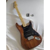 Guitarra Stratocaster Customizada Swamp Ash comprar usado  Brasil 