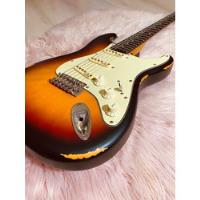  Guitarra Vintage V6 Icon Series Stratocaster Sunburst comprar usado  Brasil 